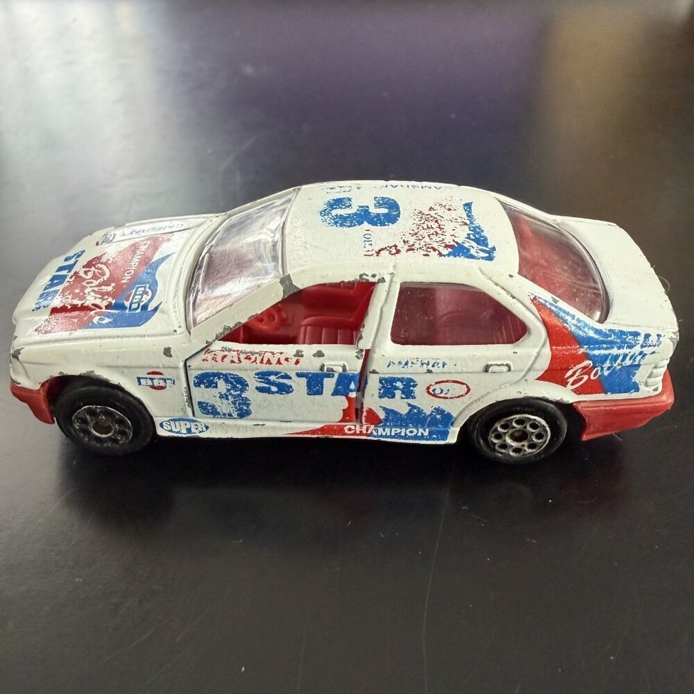 Majorette Racing BMW 325i No. 257 White/Red/Blue #3 Star 1:58 - VTG As-Pictured